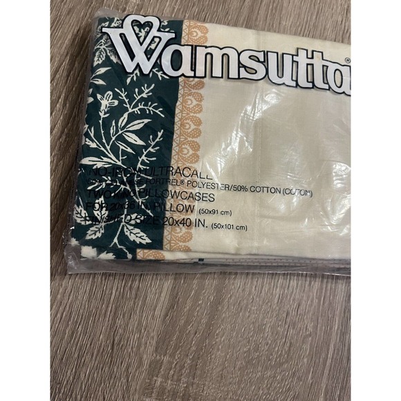 NOS Wamsutta Hunter Green Gold Floral Scroll Two King Pillowcases Cottagecore - Picture 4 of 4